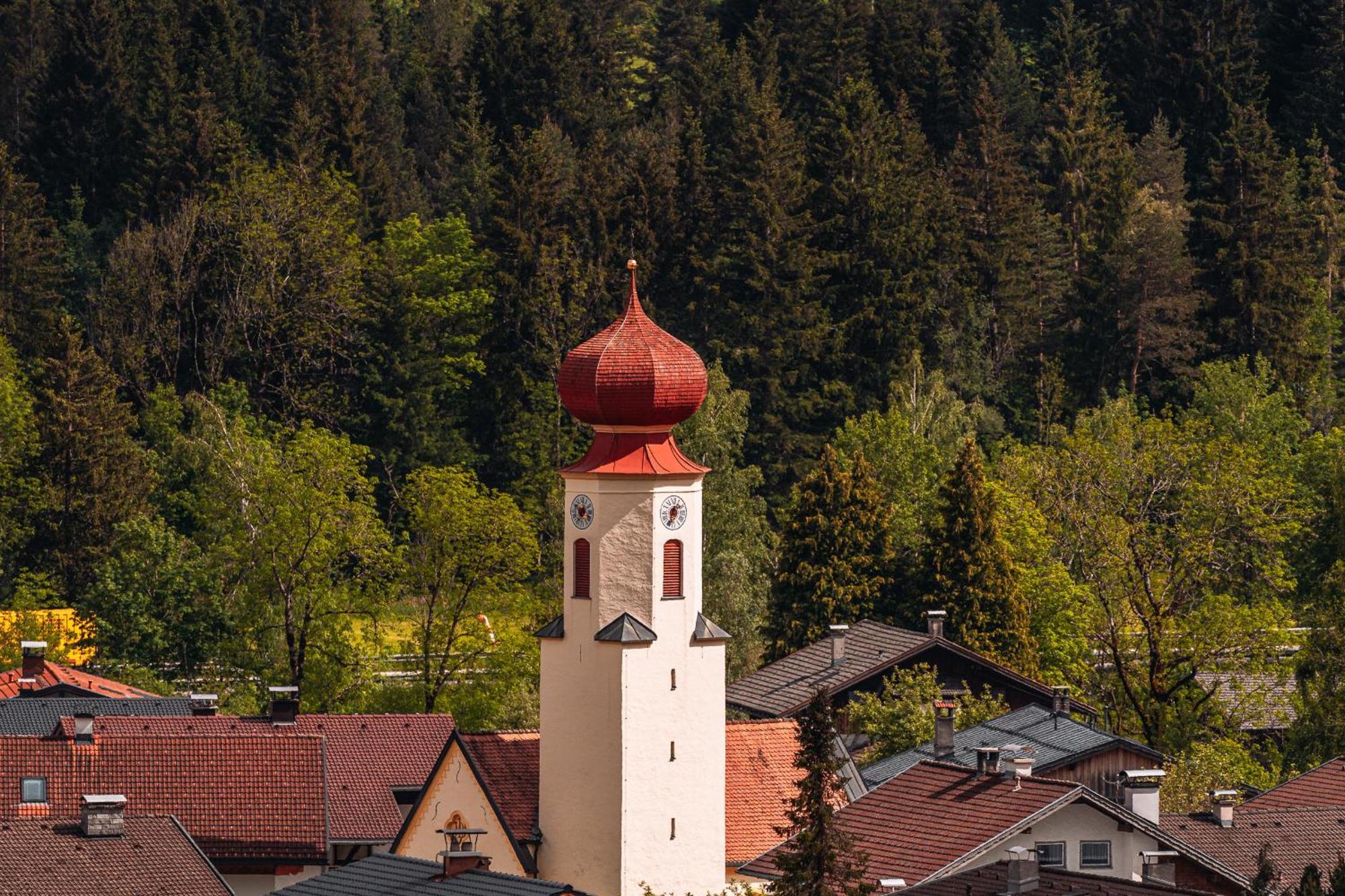 Hahnenkamm Hostel Reutte Exterior foto