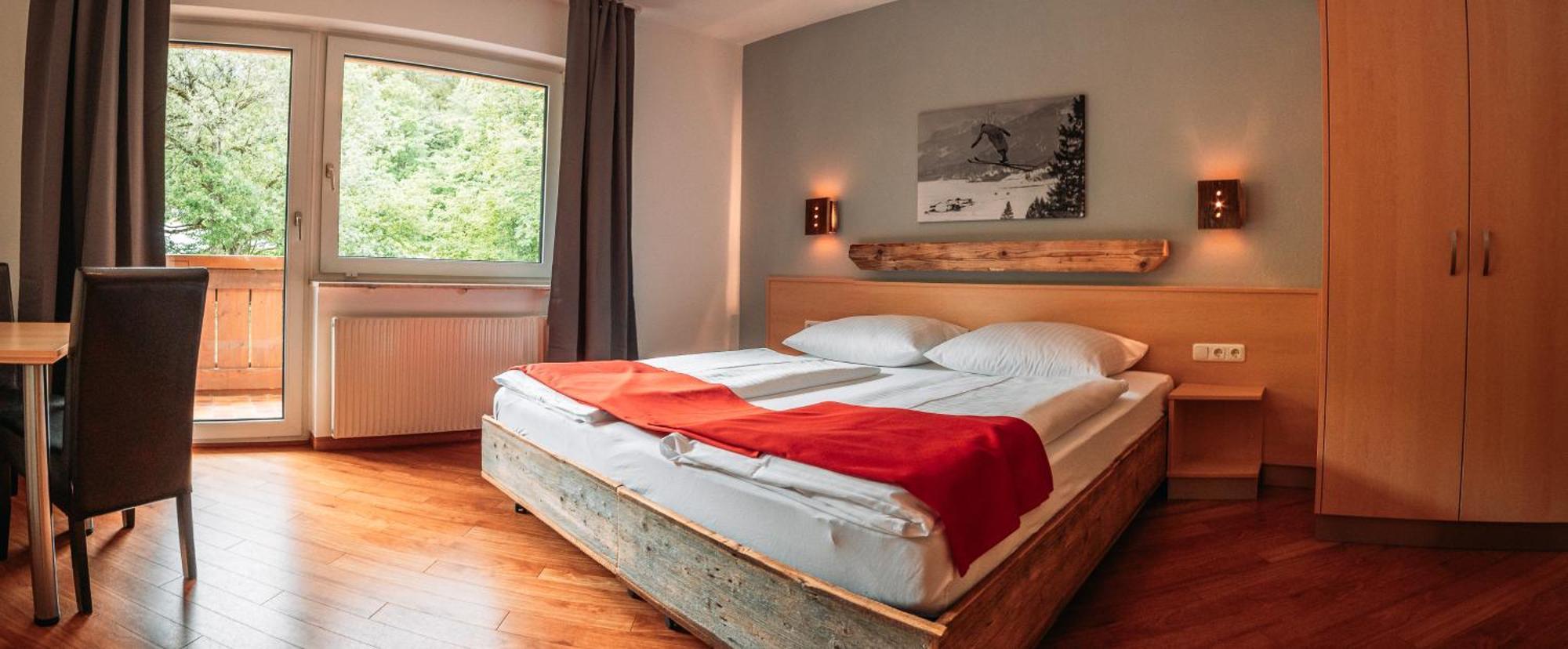 Hahnenkamm Hostel Reutte Habitación foto